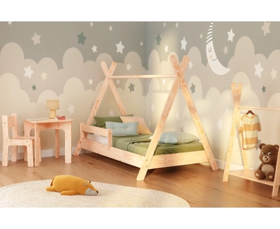 Łóżko domek dla dziecka z barierką i stelażem TIPI Montessori Drewniane