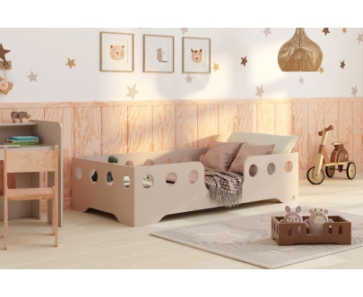 Łóżko pojedyncze dla dzieci z barierką i stelażem TILA 4 Montessori Drewniane