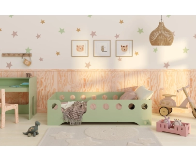 Łóżko pojedyncze dla dzieci z barierką i stelażem TILA 4 Montessori Drewniane