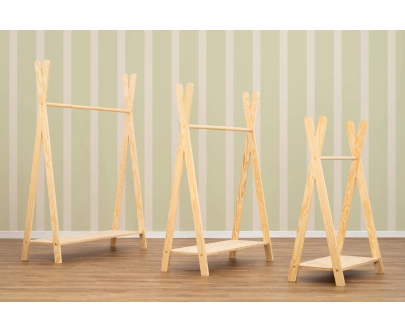 Wieszak na ubrania dla dzieci z półką na buty TIPI Montessori  Drewniany