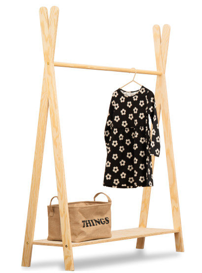 Drewniany wieszak dziecięcy TIPI w rozmiarze XL wykonany ze sklejki sosnowej w kolorze naturalnego drewna