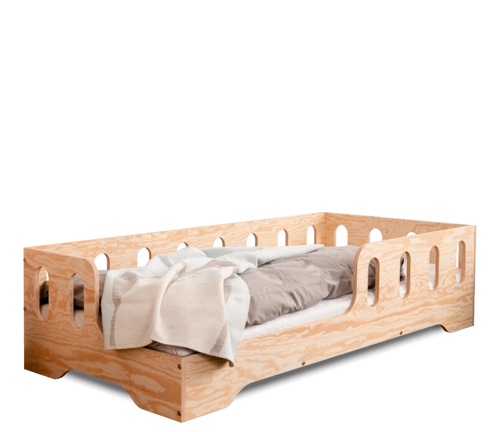 Łóżko pojedyncze dla dzieci z barierką i stelażem TILA 1 Montessori Drewniane